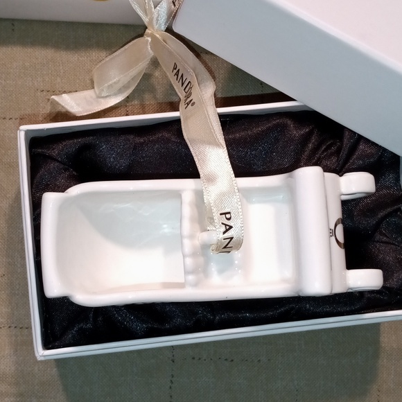 🆕 Pandora Unforgettable Moments Sleigh Ornament Christmas 2014 Holiday Ornament - Picture 8 of 14